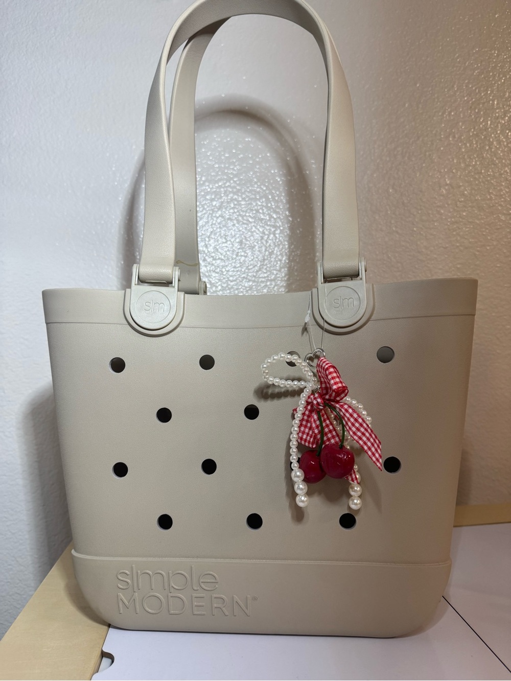 Medium Simple Modern Waterproof Rubber Beach bag
